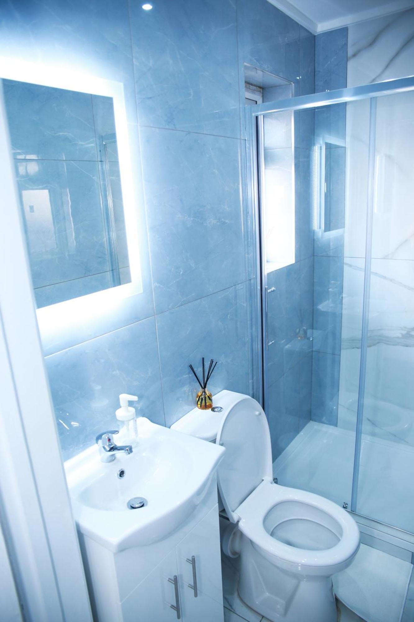 Harrow Luxury Flat With Free Parking. Londres Exterior foto
